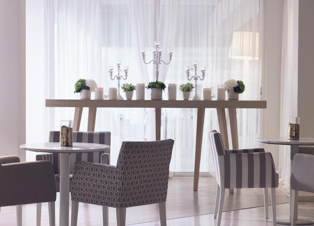 Bar/lounge