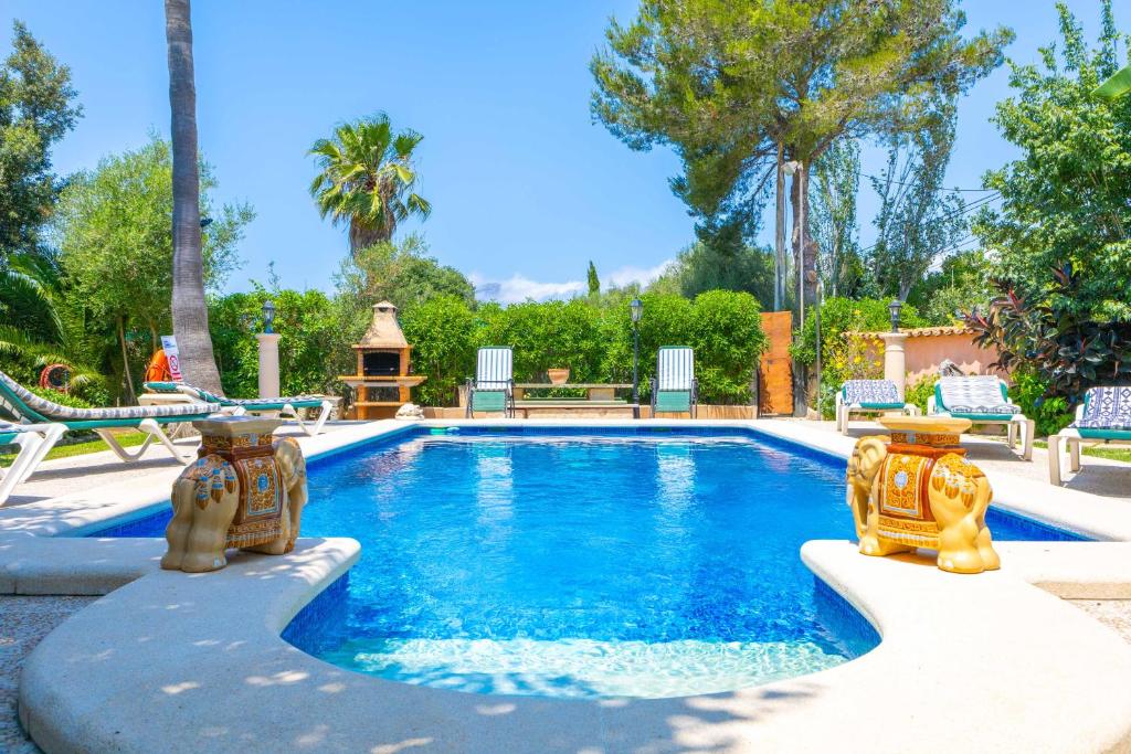 Sunny villa with private pool, AC and WIFI - 2