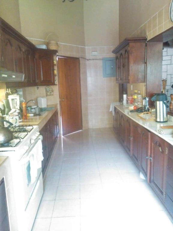 Nice country house with a swimming pool and large garden - 4