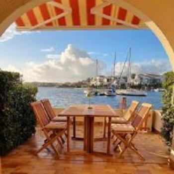 Maison unique au bord de l'eau sur l'Ile de la Marina - 1