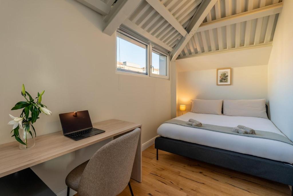 Attic Design - Duomo 15 Min - Free WiFi - 2