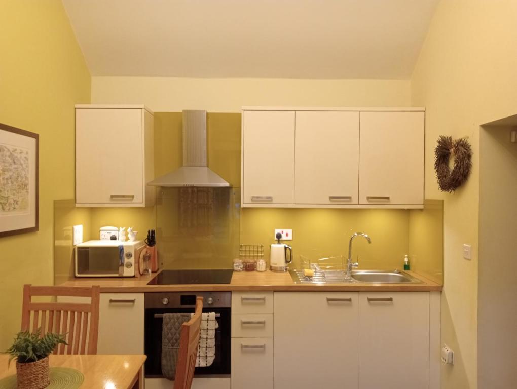 Larch Cottage, Ruston photo 5