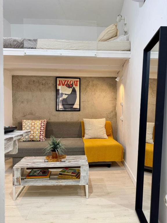 Studio in the Center of Madrid - 1