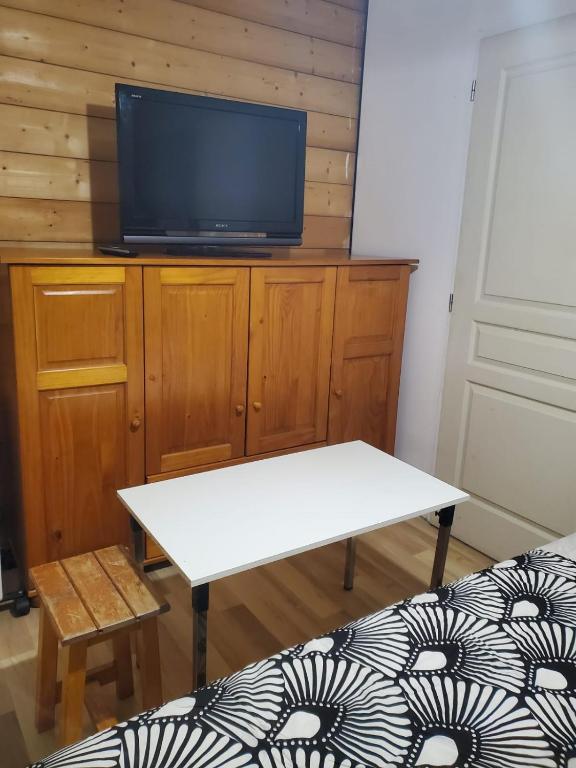 Chambre indépendante tout confort avec douche et WC privés - 3