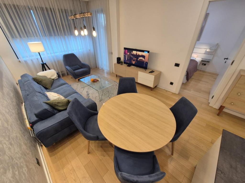 A Blok Modern Apartment - 2