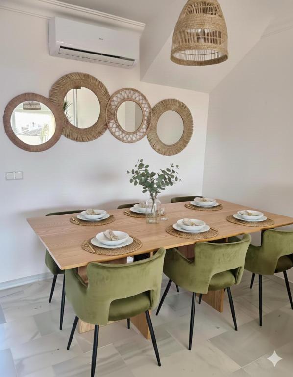 Elviria 2-level Apt Beach-Pool access, fully equipped - 5
