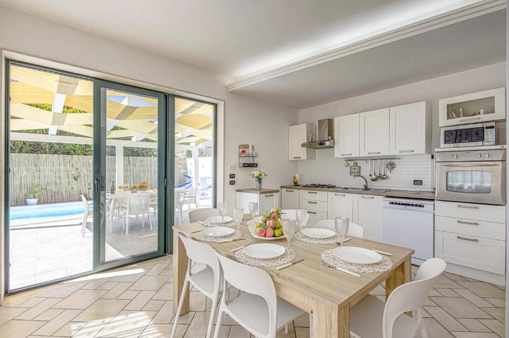 Villa Mare Sud by Villa Plus - 3