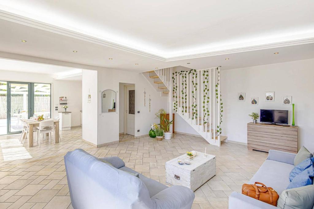 Villa Mare Sud by Villa Plus - 4