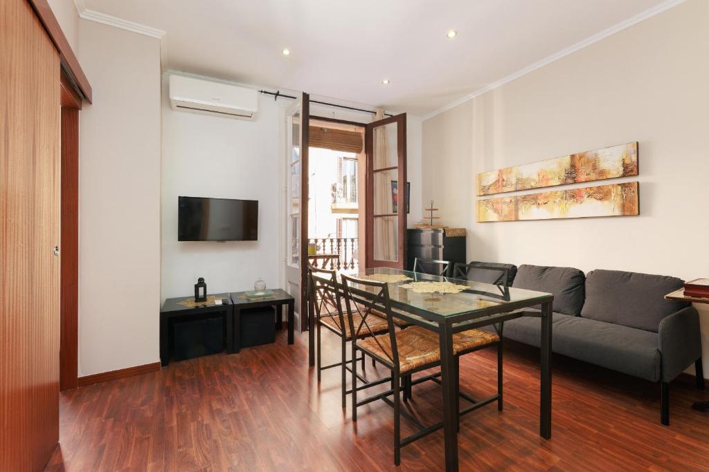ApartEasy - Turo Park with lovely balcony - 1