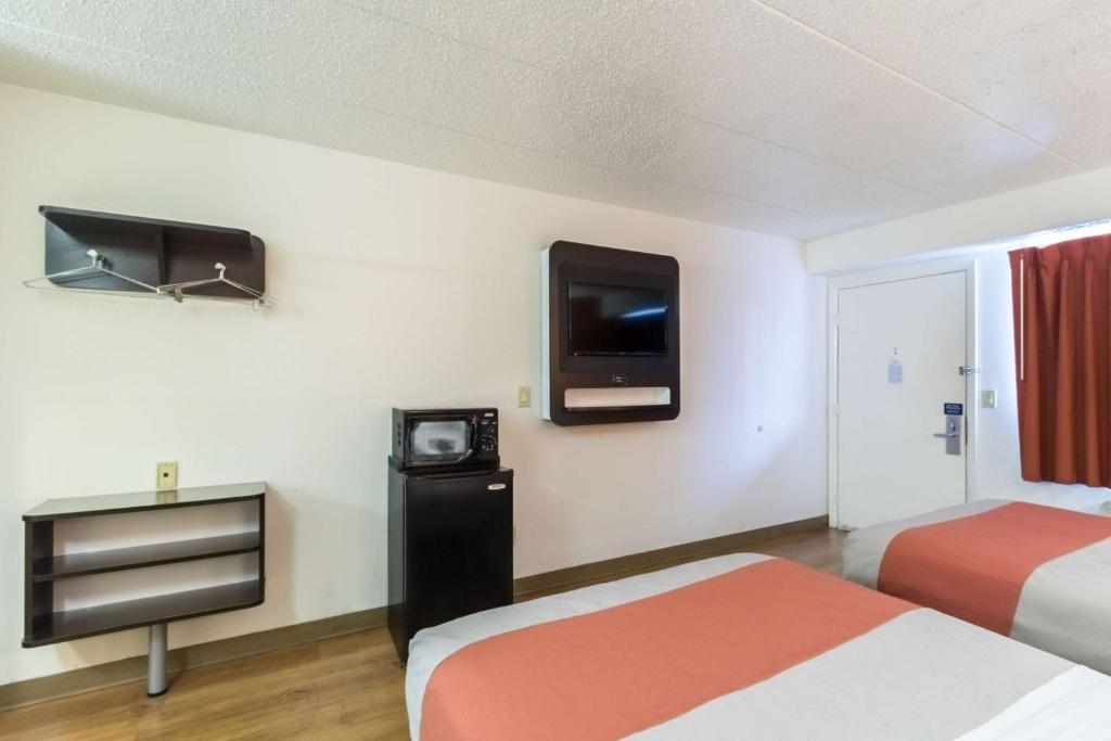 Motel 6-Crawfordsville, IN photo