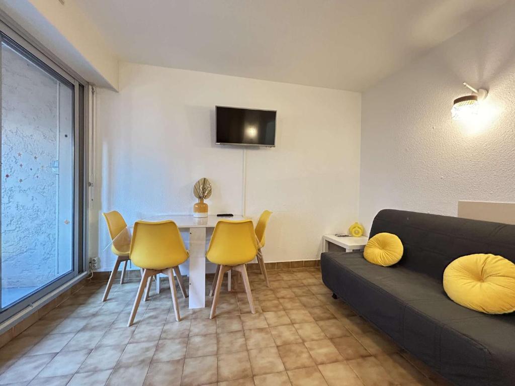 SM010-A12 SAINTE MAXIME Appt 2 pièces 4 couchages avec piscine et stationnement - 3