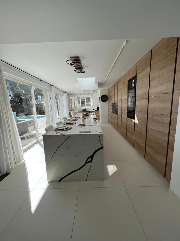 Blue Bay Villa - 4