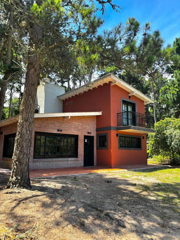 Hermosa casa - 1