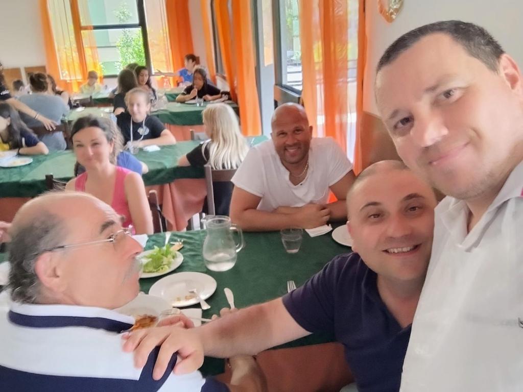 Hotel Rosy - 2