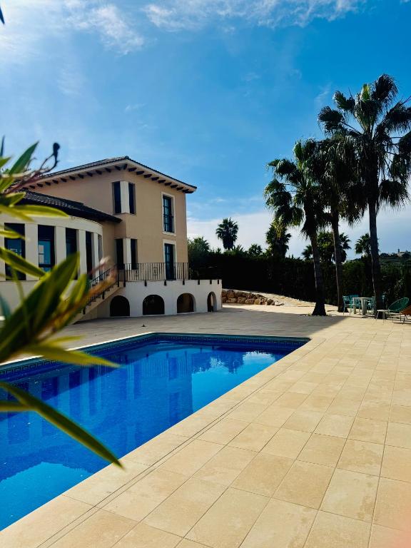 Luxury villa pool&beach paradise - 2