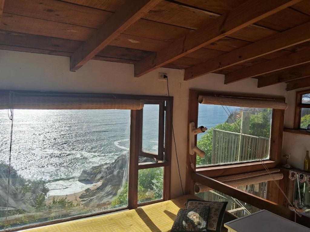 Hermosa casa en primera linea - 3