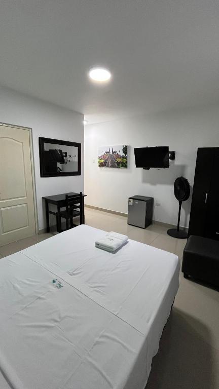 Hostal Bali - Talara - 5