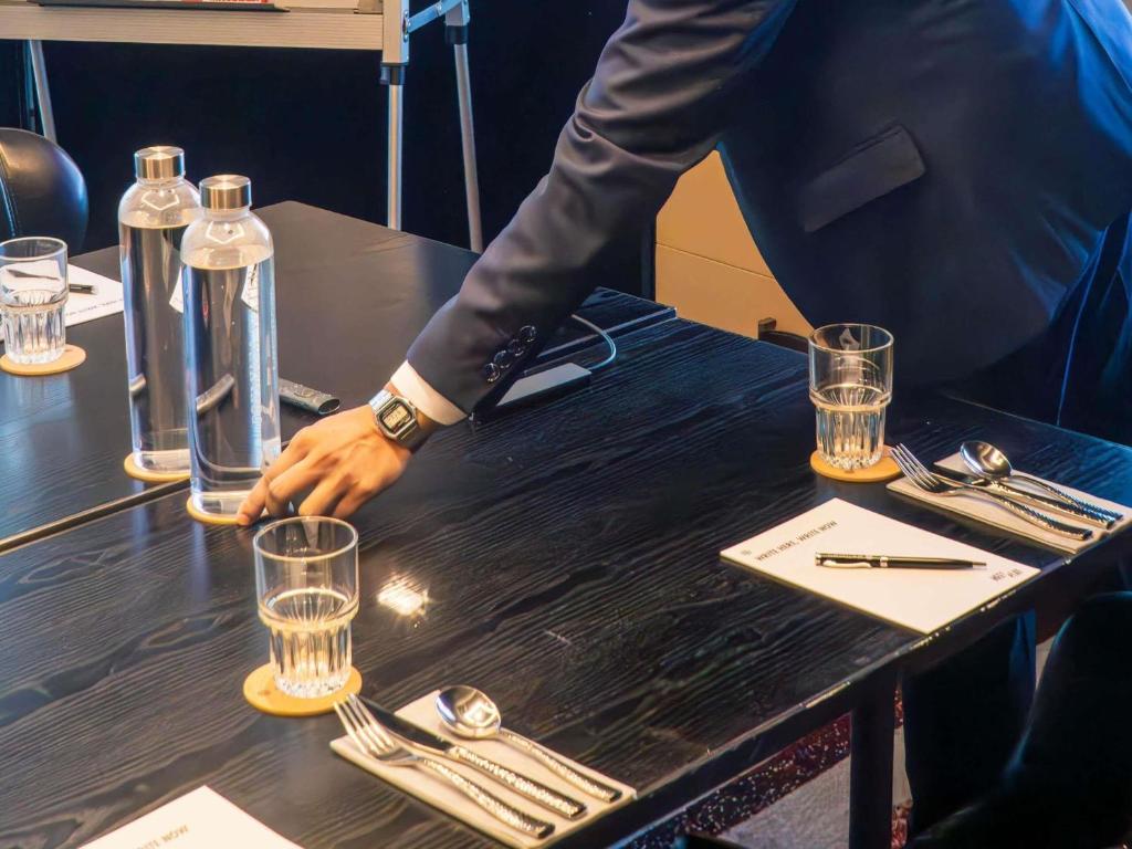 会議室 / ダンスホール