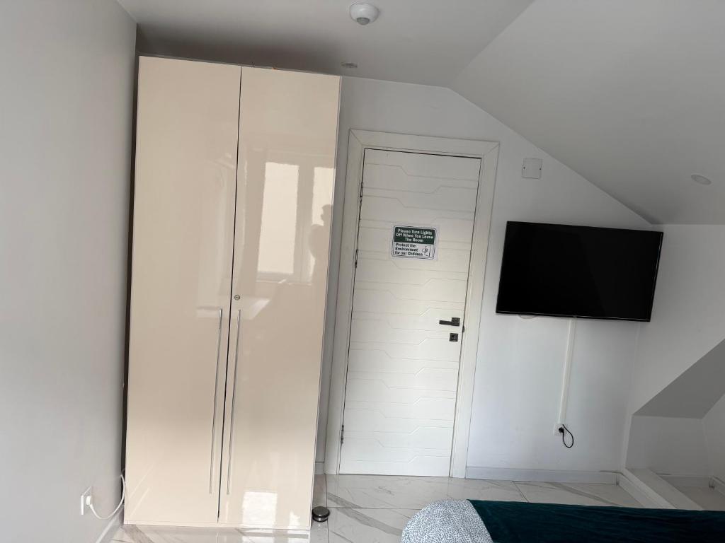 Teddy Luxury Suites - 2