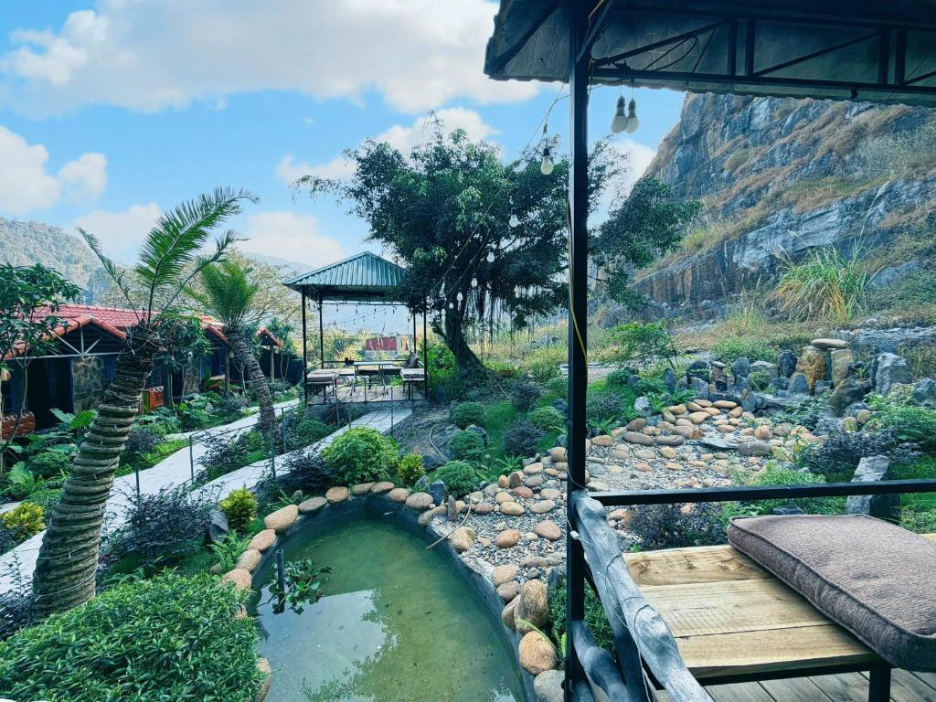 Trang An River Mountain Ecolodge
