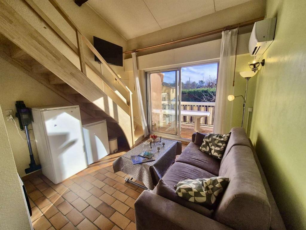 CO030-061 Appart 2 pièces-Mezzanine - 4 personnes - Port Cogolin - 1