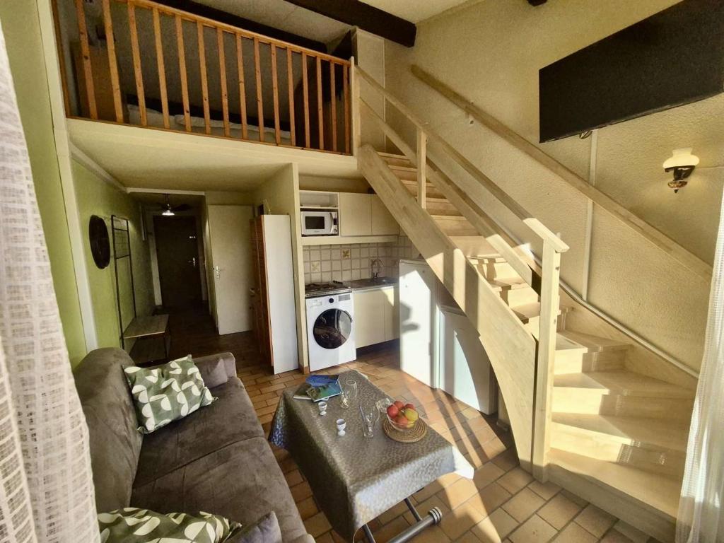 CO030-061 Appart 2 pièces-Mezzanine - 4 personnes - Port Cogolin - 4