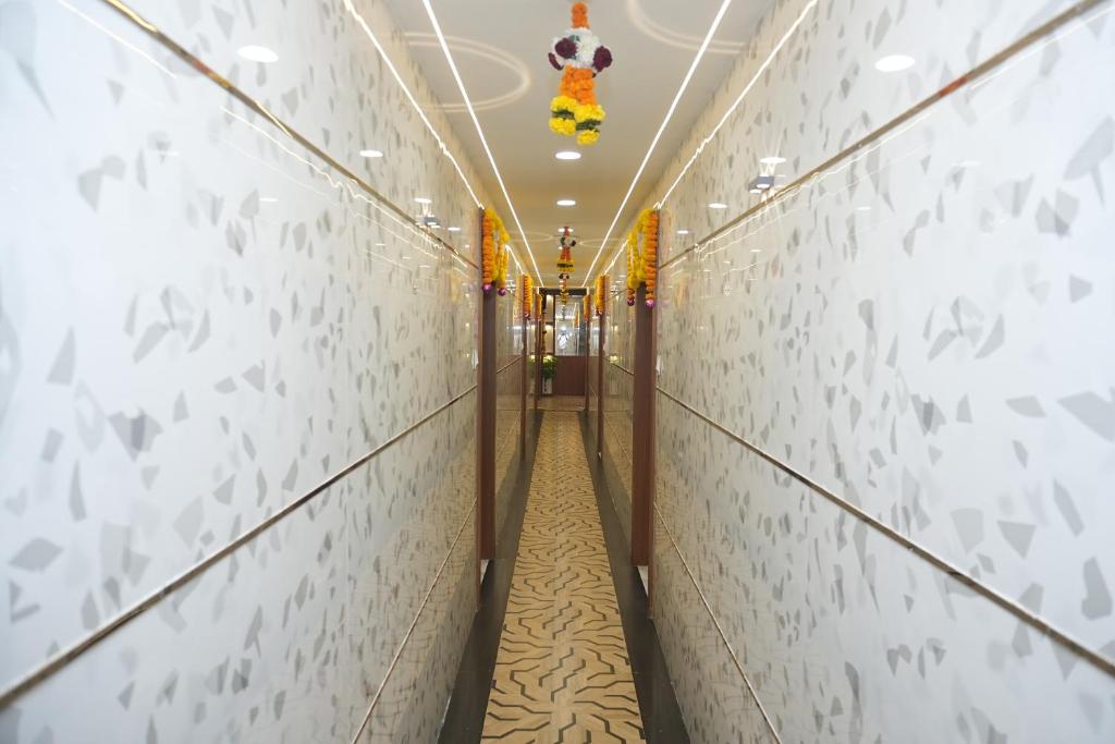 サイ レジデンシー (Sai Residency) フロント・ロビー