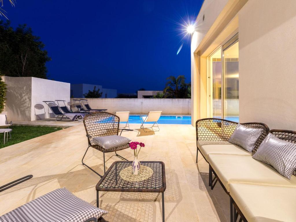 Holiday Home in Ragusa mit Möblierter Terrasse by Interhome - 2