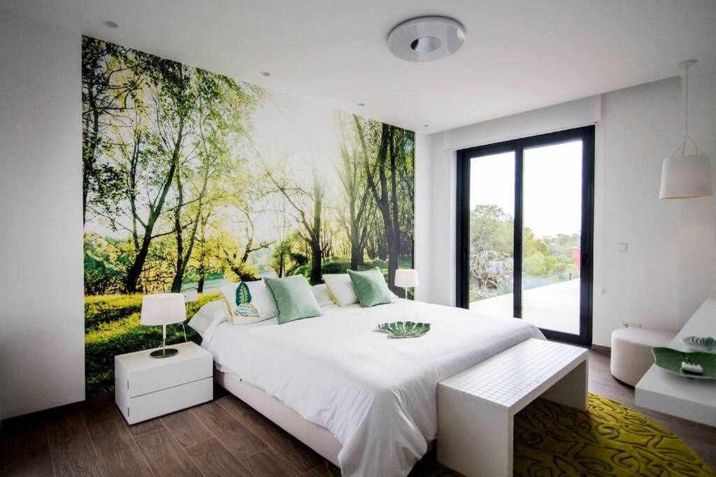 Preciosa villa con piscina climatizda, las Colinas - 4