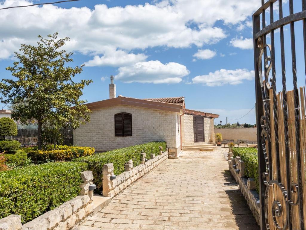 Holiday Home Villa Scrusciu Ri Mari- privater Pool- Noto by Interhome - 2