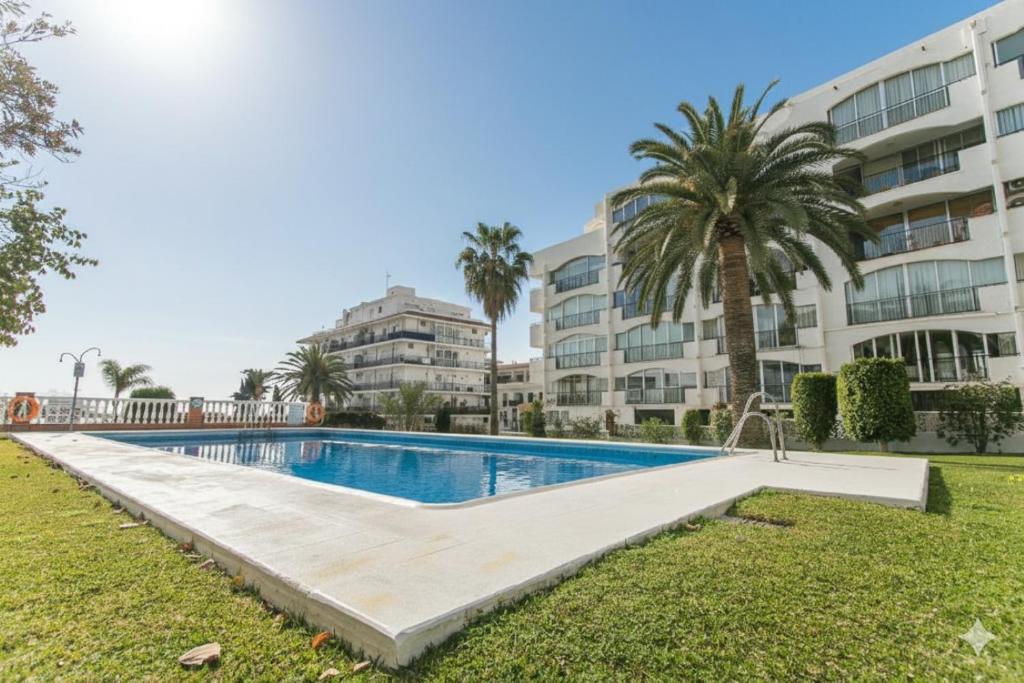 Carabeo 3 dorm Nerja - 1