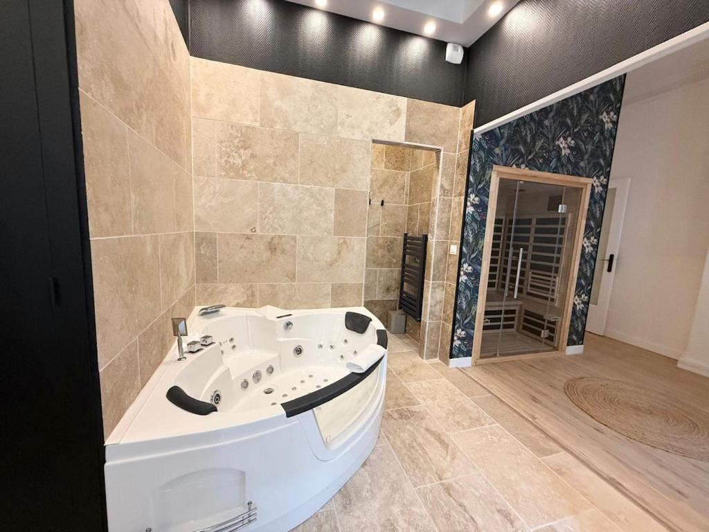 Dedieu - Love Room Spa & Sauna - Villeurbanne - 4