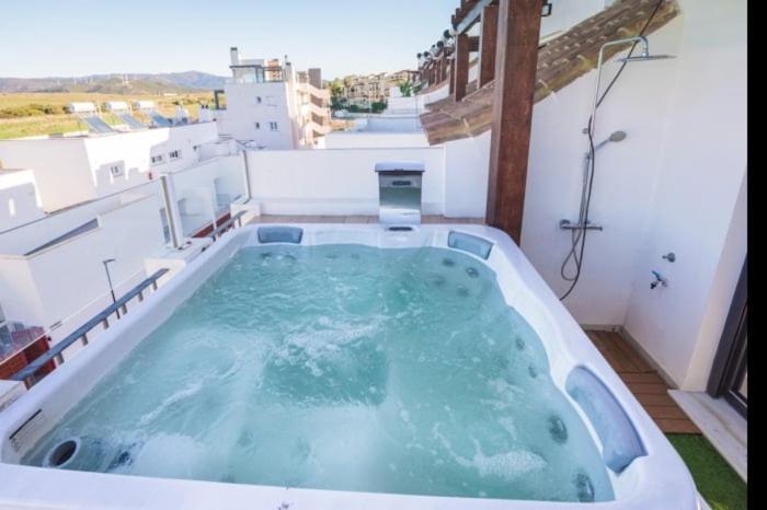 Villa Atlántica - Casa de Lujo con jacuzzi Tarifa - 3