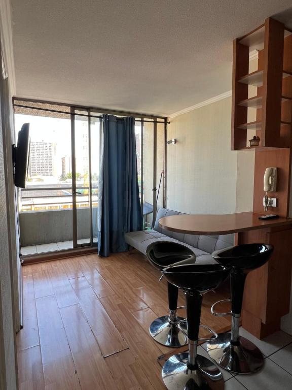 Departamento completo Av Vicuña cercano al Barrio Italia - 1