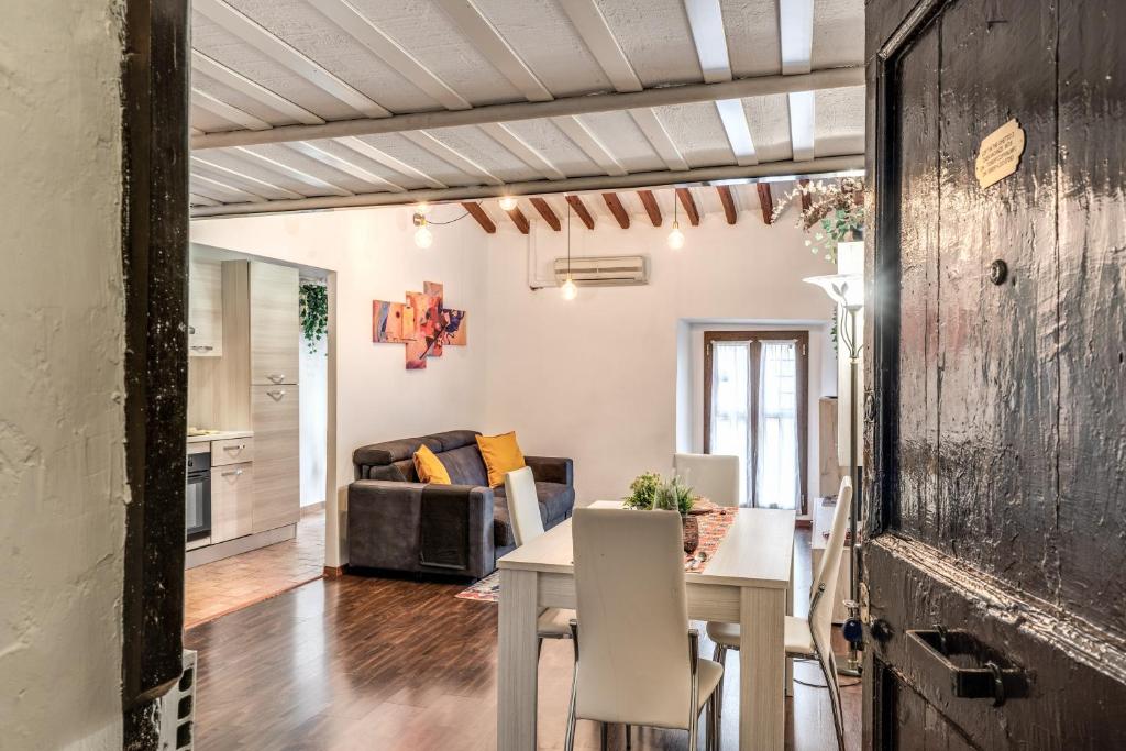 loft in the ghetto 3 - 1