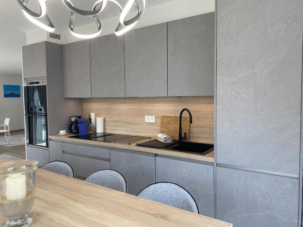 Dinard centre Appt, terrasse, parking, 200M plage - 4