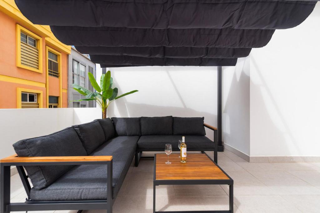 Apartment 100 m from Las Canteras - Shared Terrace - 4