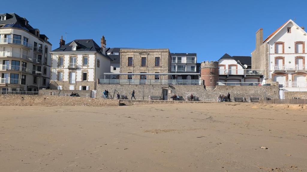 Vue Mer Accès direct à la plage Parking privé - 2