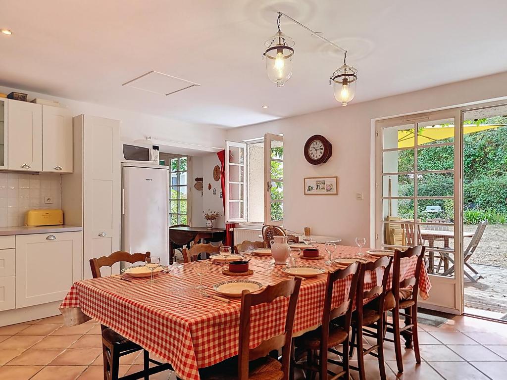 Maison de charme, Grand jardin, 3km plages, WiFi - 3