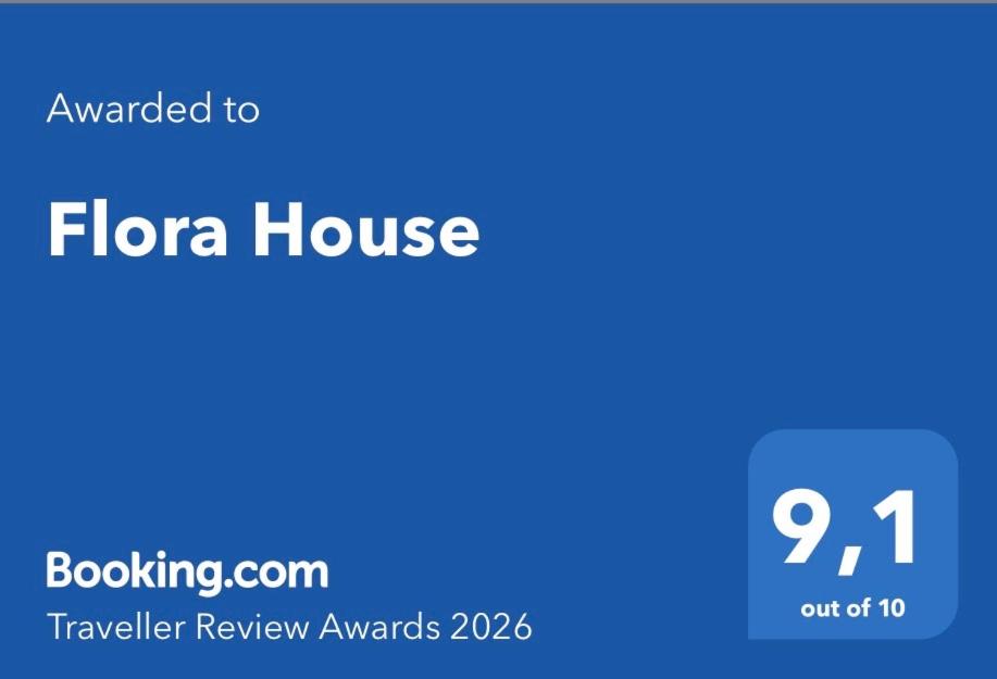 Flora House - 2