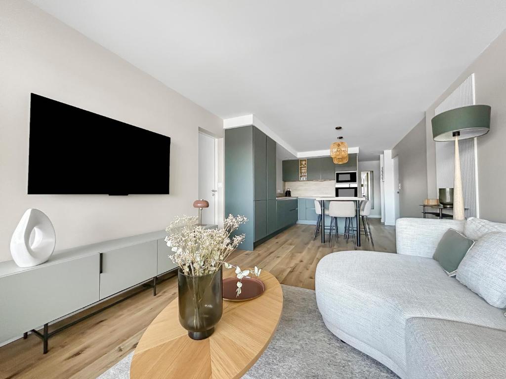 T3 moderne avec terrasse, piscine et parking privé - 4