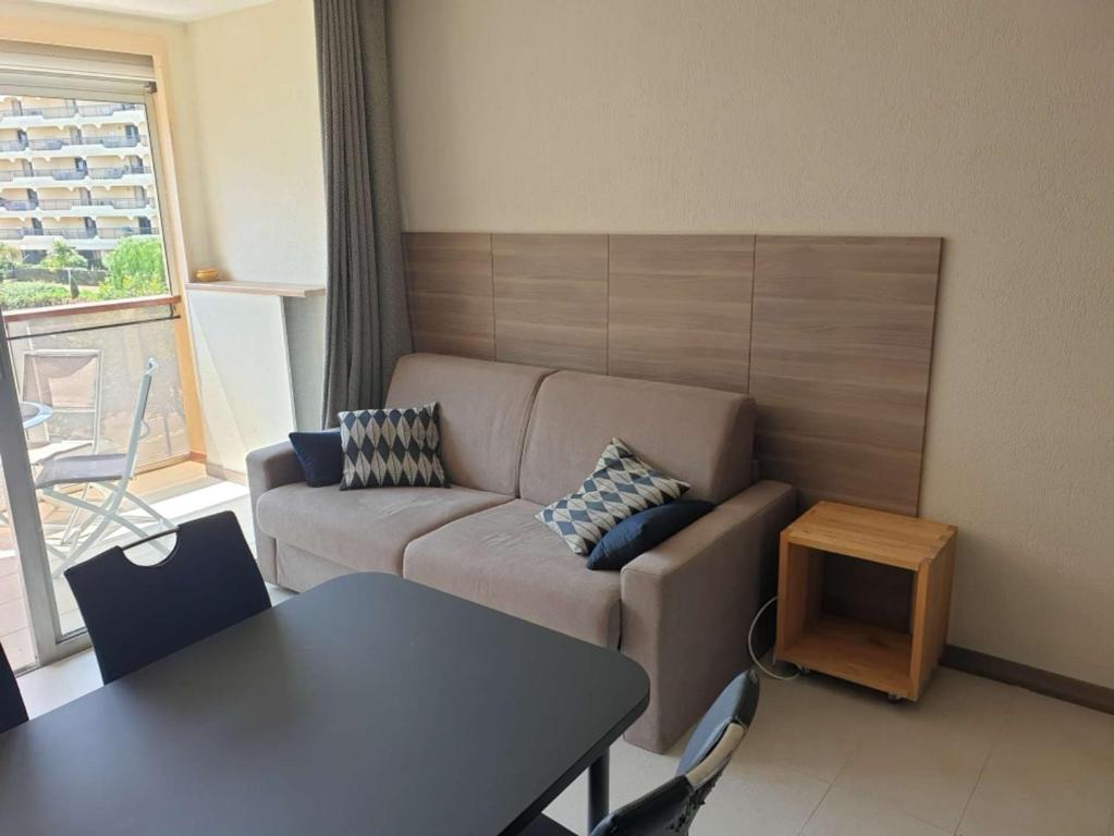 FS520-126 Appt Studio cabine 4 personnes FREJUS - 3