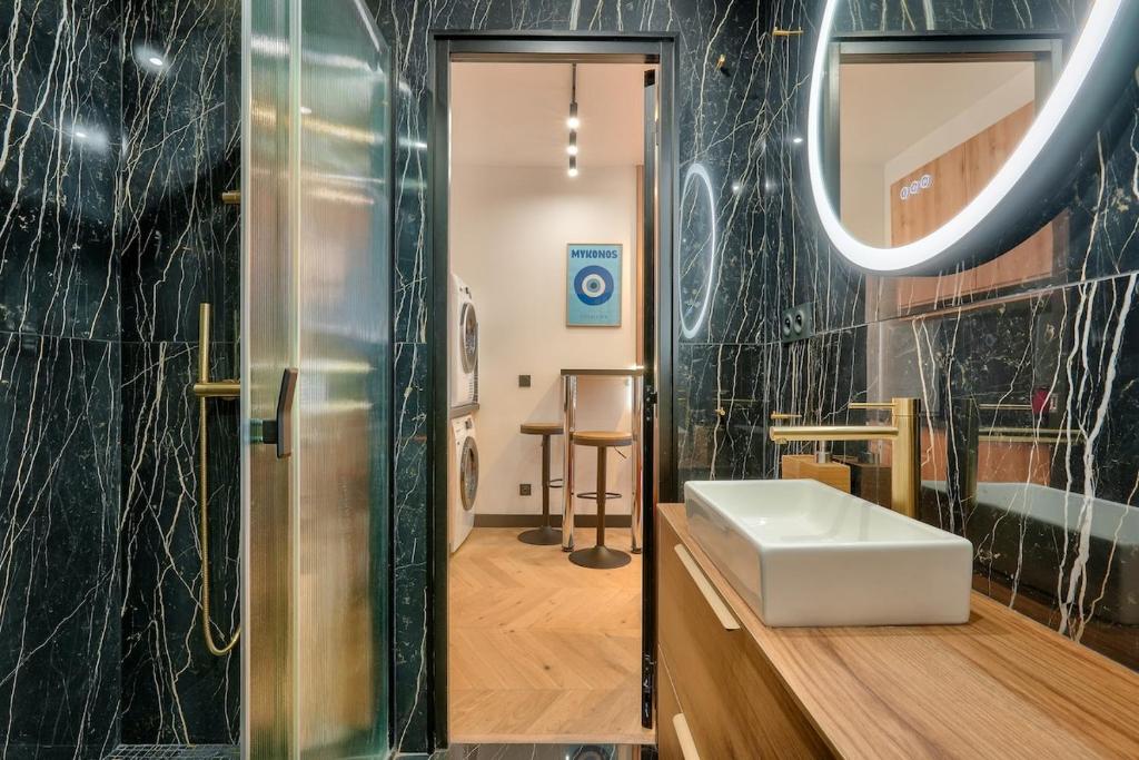 Stylish & modern apartment with jacuzzi - Paris - 4