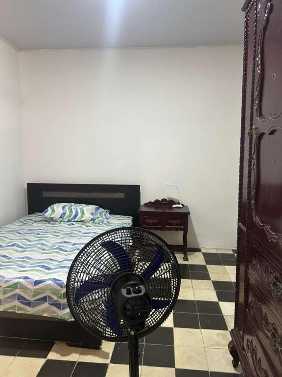 Habitacion con baño en zona de carnaval - 3