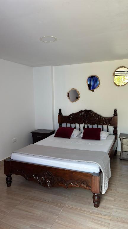Villaaura Hostal - 4