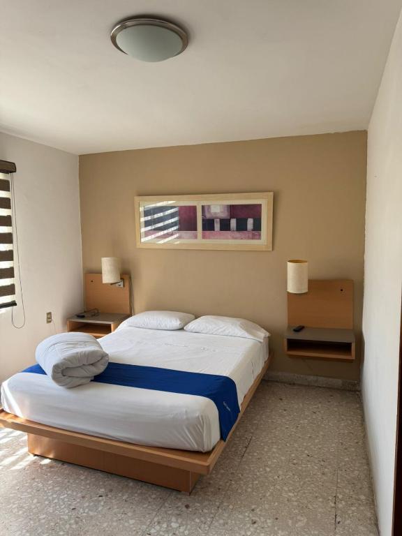 Hotel Queretaro - 1
