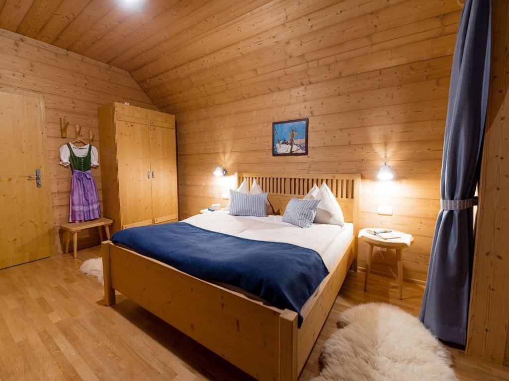 Chalet in Grundlsee near Ski Slopes - 4