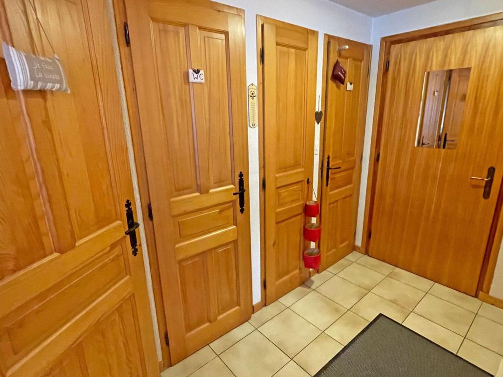 Appartement T2 central avec balcon et casier à skis - FR-1-629-154 - 5