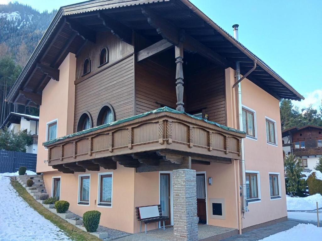 Apartment in Ötztal near Ski Slopes - 1