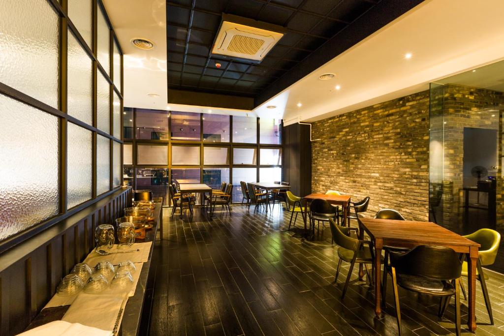 Trang blue hotel
